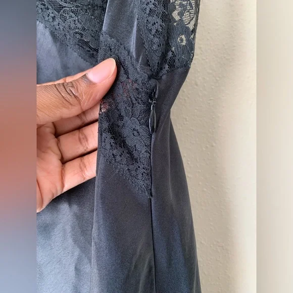 ❌SOLD❌Nasty Gal Black Satin Trim Lace Slip Dress Size Small - Picture 10 of 13